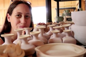 כל כד מחכה להכיר את המטפל שלו ויחד הם הופכים ליחידה אחת של נחמה ומרפא , שרית עמיבר 