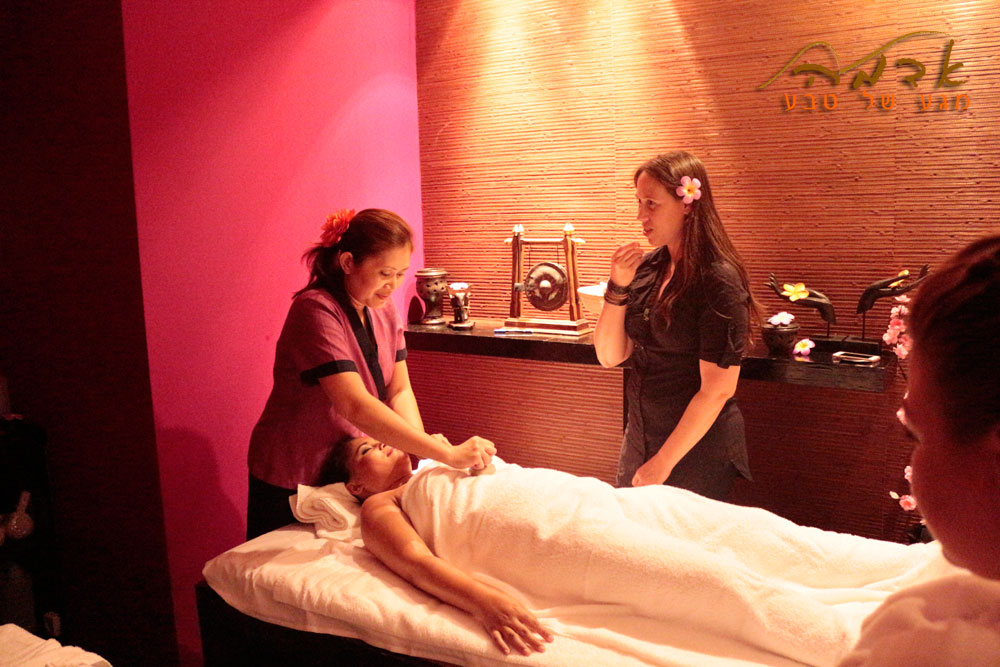 שרית עמיבר אדמה מגע של טבע 